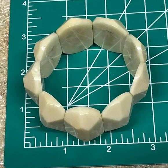 Cream Faceted Stretch Bracelet - Women's Fashion Bracelet - Picture 4 of 8